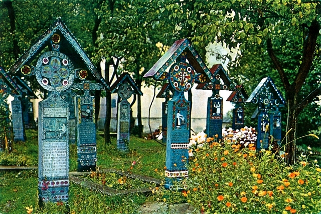 1534-1 - Sapinta. Cimitirul vesel